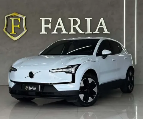 VOLVO EX30 E60 Core (Elétrico)