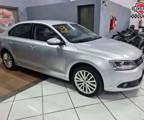 Volkswagen Jetta 2013 2.0 tsi highline 200cv gasolina 4p tiptronic