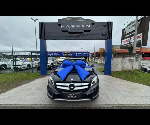 MERCEDES-BENZ GLA250 2015