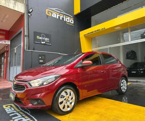 Onix 1.4  lt automático 2017