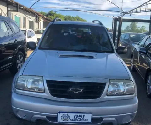 Chevrolet tracker 2004 completa parece nova! Chame e garanta seu carro novo.