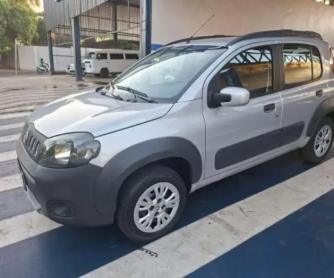 Fiat Uno WAY 1.0 EVO FIRE FLEX 8V 5P - Prata - 2011/2012