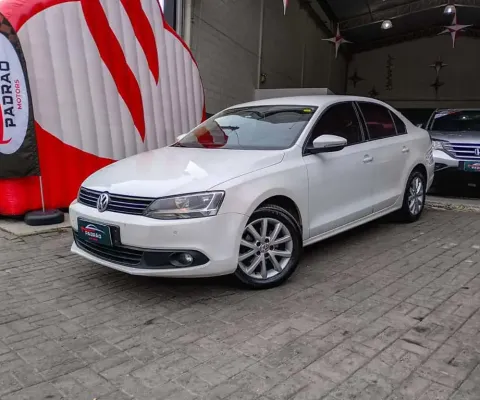 Volkswagen Jetta 2014 2.0 comfortline flex 4p tiptronic