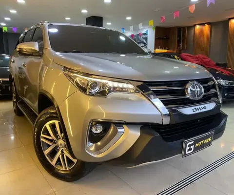 Toyota Hilux sw4 2019 2.8 srx 4x4 7 lugares 16v turbo intercooler diesel 4p automático