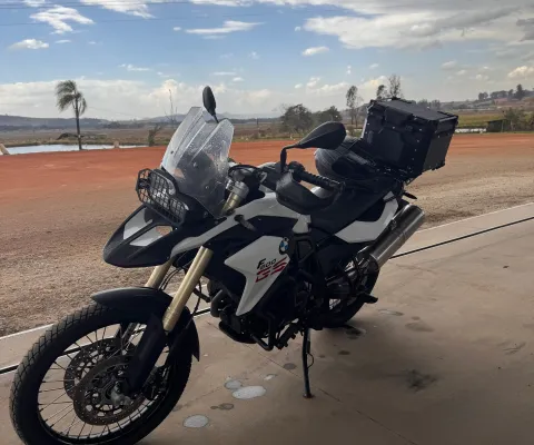 BMW F800 GS 2014 Baixa quilometragem Único dono Revisão em dia