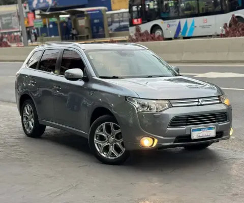 Mitsubishi Outlander 2.0 PHEV CVT 4WD (Hybrido)