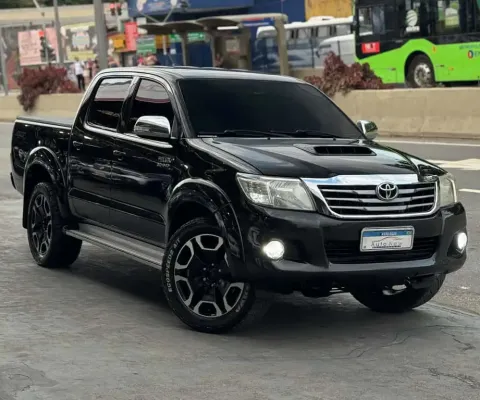 Toyota Hilux CD SRV D4-D 4X4 3.0 TDI DIESEL AUT