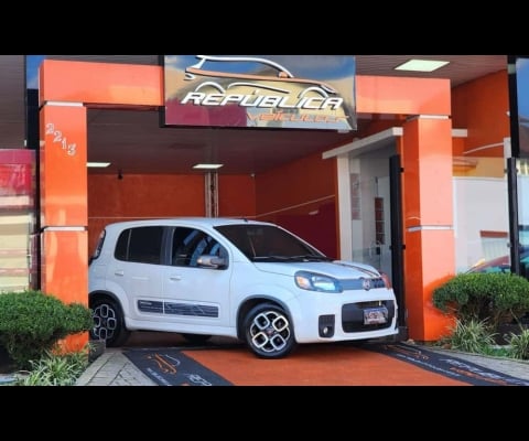 FIAT UNO SPORTING 1.4 2015