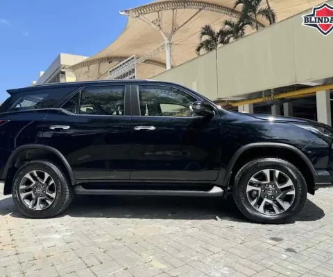 Toyota Hilux sw4 2025 2.8 d-4d turbo diesel srx platinum 7l 4x4 automático