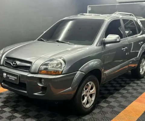 Hyundai Tucson 2016 2.0 mpfi gls base 16v 143cv 2wd flex 4p automático