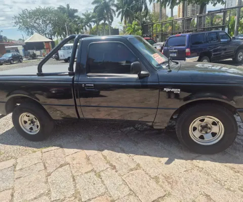 Pick up muito conservada 6 cilindros com kit gas pneus novos