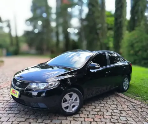 Veiculo bem cuidado bom e confortavel de andar 