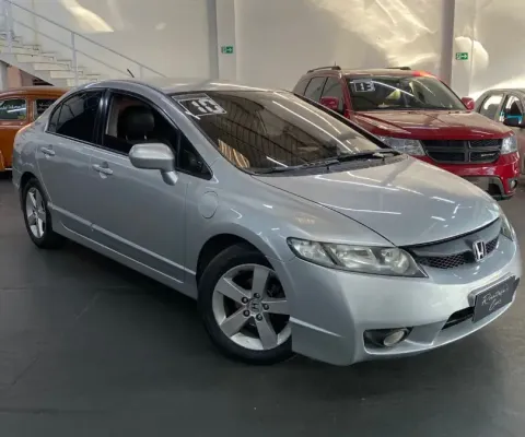 Honda Civic 1.8 Lxs Flex Aut. 4p
