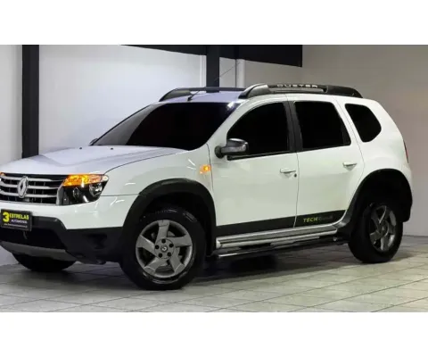 Renault Duster 2014 2.0 tech road 4x2 16v flex 4p automático