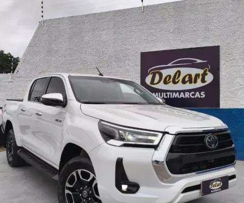 TOYOTA HILUX SRX 2.8 TDI 4X4 AUTOMÁTICA 2023 COMPLETA E IMPECÁVEL