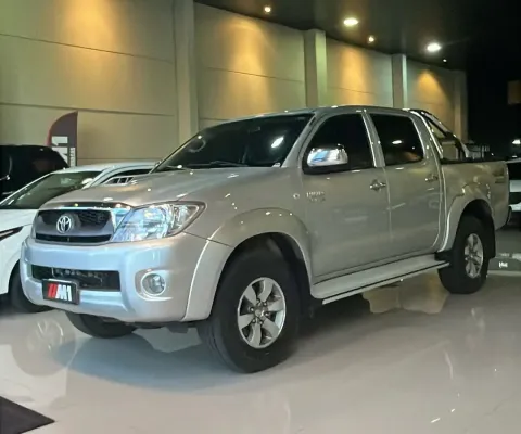  Toyota Hilux 4x4 2011 — Top de Linha, Robustez e Sofisticação!