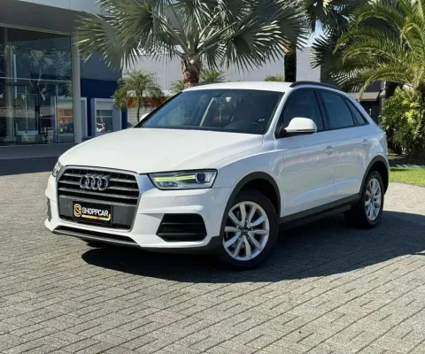 Audi Q3 1.4TFSI - Branca - 2016/2017