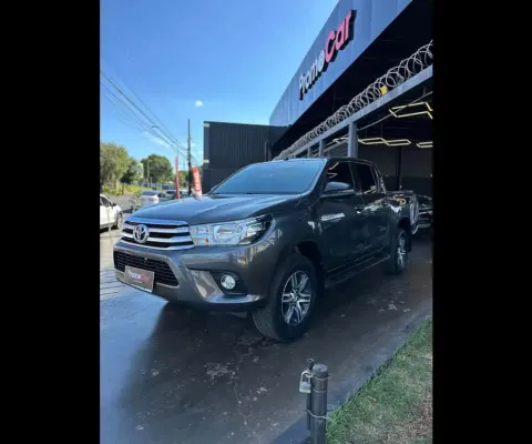 TOYOTA HILUX CD SR 4x4 2.8 TDI Diesel Aut.