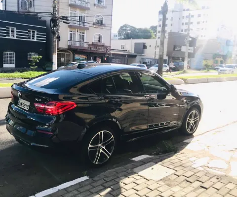 BMW X4 à venda.