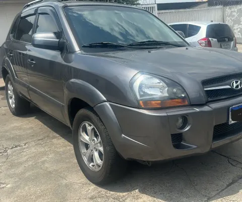 Tucson GLSB 2015 com baixo KM Único dono completa 