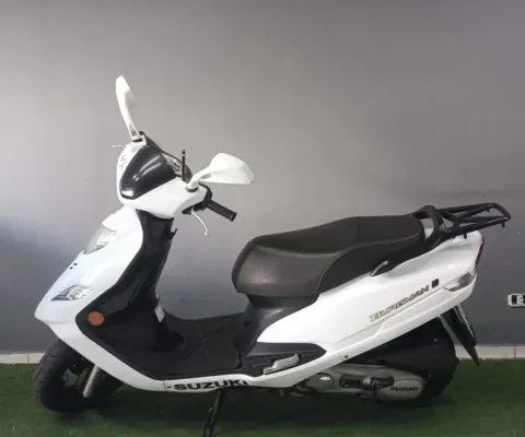 Suzuki - Burgman 125i - Ano 2014.