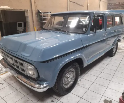 Chevrolet Veraneio luxo 1969 4 marchas, em ótimo estado de conservação