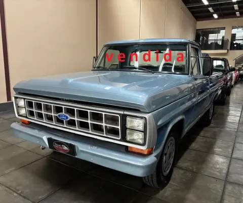 Ford F1000 1986 3.6, 6 cilindros, a álcool,  direção  hidráulica,  