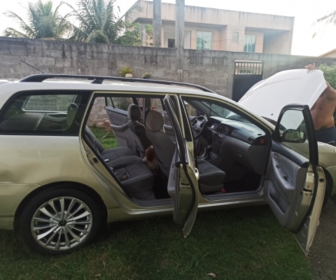 TOYOTA COROLLA FIELDER à venda.