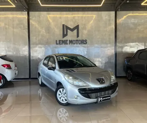 PEUGEOT 207 Sedan Passion XR 1.4 Flex 8V 4p