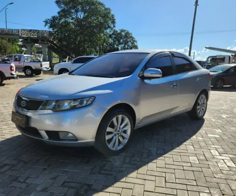 Kia Cerato 2012 1.6 Manual 6 Marchas, Lindo Carro, Revisado, Aceitamos Troca