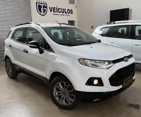 Ecosport freestyle 1.6 Mec. 2013 carro bem conservado sem restrições no nome da loja com garantia de