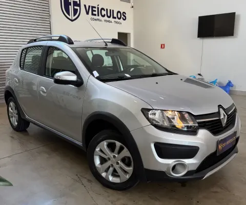 Sandero Stepway 1.6  2014/2015  155.000 KM  R$ 44.900,00  Veículo disponível na CG veículos Anápolis