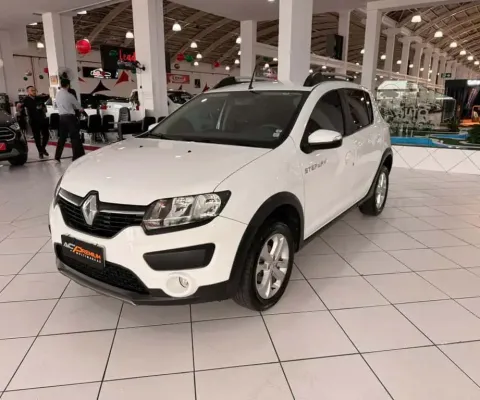 Renault sandero step 16r 2015