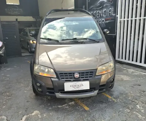 Imagine um carro que une versatilidade com presença, perfeito tanto para o uso urbano quanto para en
