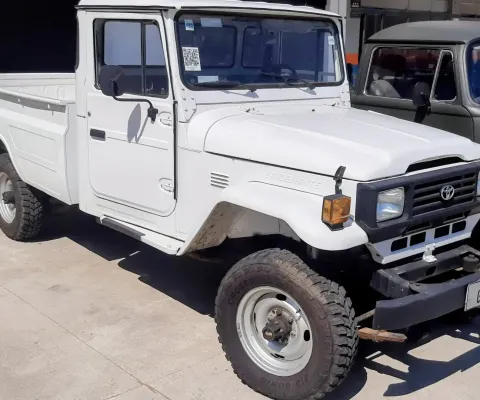 Toyota Bandeirante Pickup Chassi Longo com 55mil km Originais