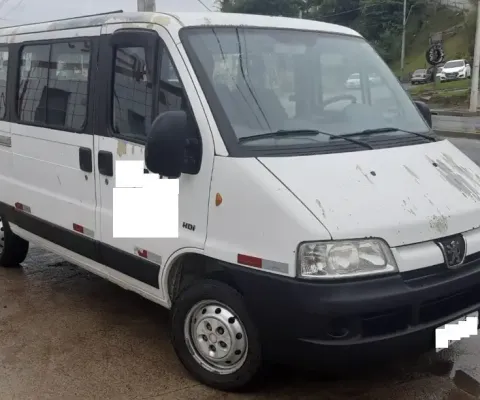 Peugeot Boxer 16 lugares