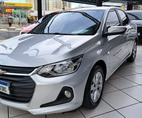 Onix impecavel com todas revisoes feitas na concessionaria e unico dono