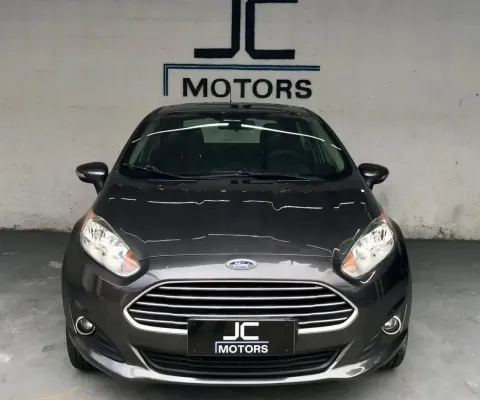 Extremamente revisado, documento em dia, laudo aprovado, nada para fazer.