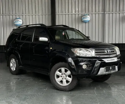 2010 TOYOTA HILUX SW4 SRV 4X4 4.0 V6 24V AUTOMÁTICA