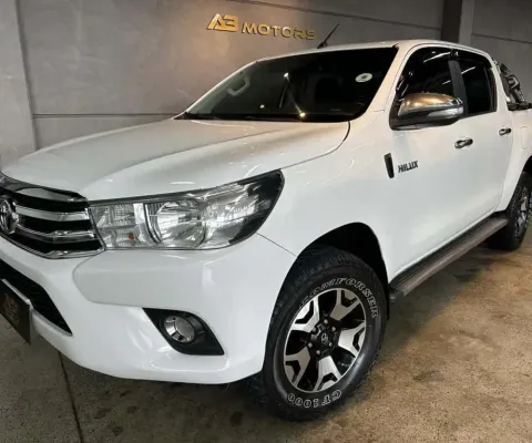 Toyota Hilux CD 4x4 2.8 Diesel Mec. - Branca - 2018/2018
