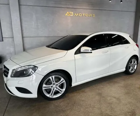 Mercedes-Benz Classe A A 200 1.6 TB 16V Urban 156cv Aut.  - Branca - 2014/2014