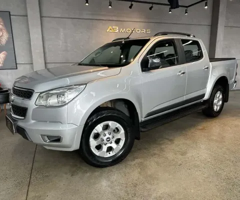 Chevrolet S-10 Pick-up LTZ 2.5 Flex 4x2 CD  - Prata - 2015/2015