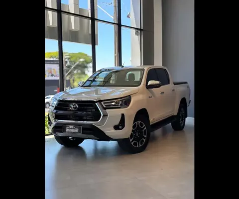 TOYOTA HILUX CD SRX 4x4 2.8 TDI 16V Diesel Aut.