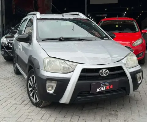 Toyota ETIOS CROSS 1.5 Flex 16V 5p Mec.