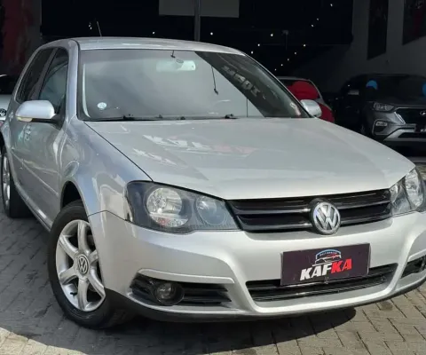 Volkswagen Golf 2.0/ 2.0 Mi Flex Comfortline Aut.