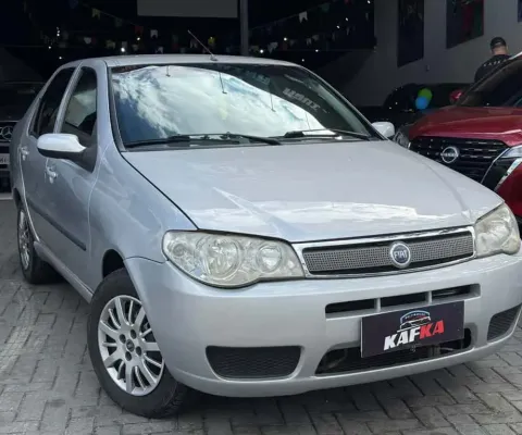 Fiat Siena HLX 1.8 mpi Flex 8V 4p