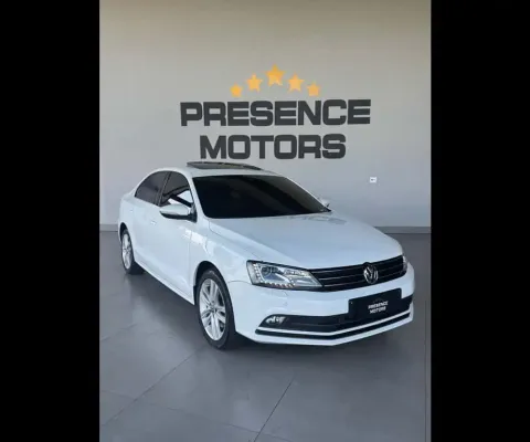 VOLKSWAGEN JETTA Highline 2.0 TSI 16V 4p Tiptronic