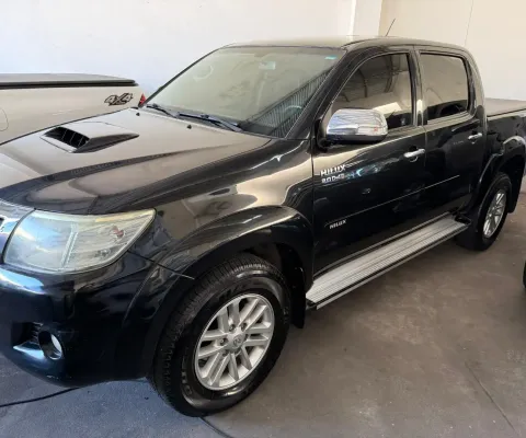 Toyota Hilux SRV Top + 2015