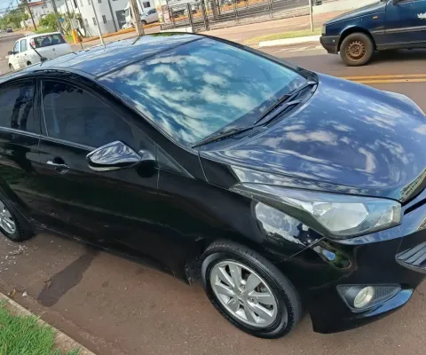 Esse carro esta bem conservado muito economico e bem confortavel