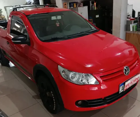 Esse carro esta bem conservado supr economica e be confortavel